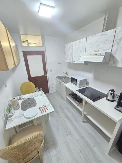 Glamorous Appartement In Brussel Екстериор снимка